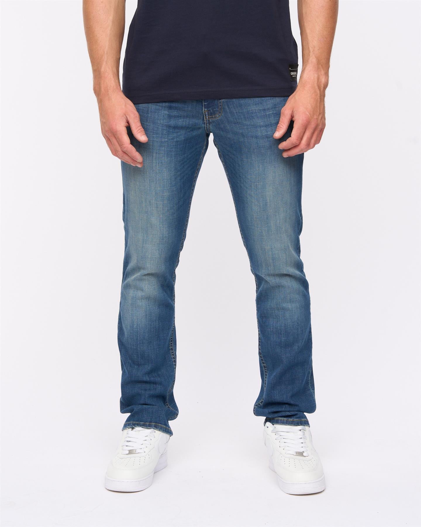 Chas Straight Fit Jeans Mid Wash